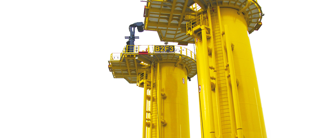 Kabel- og rørtætninger til jackets og monopile fundamenter