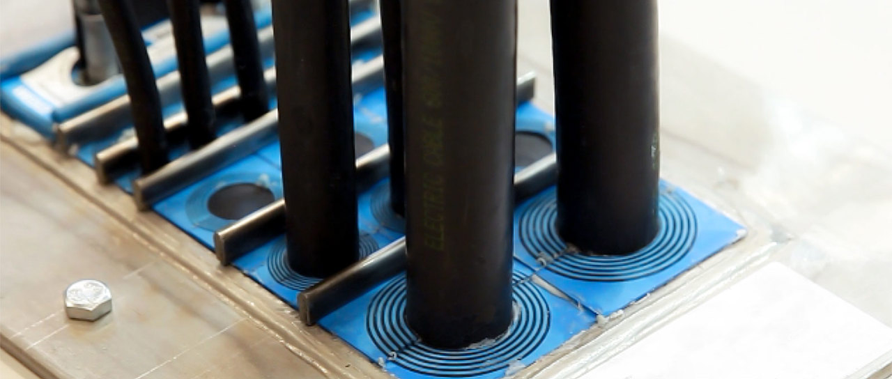 향상된 바닥면 설치 기술을 확인하십시오.