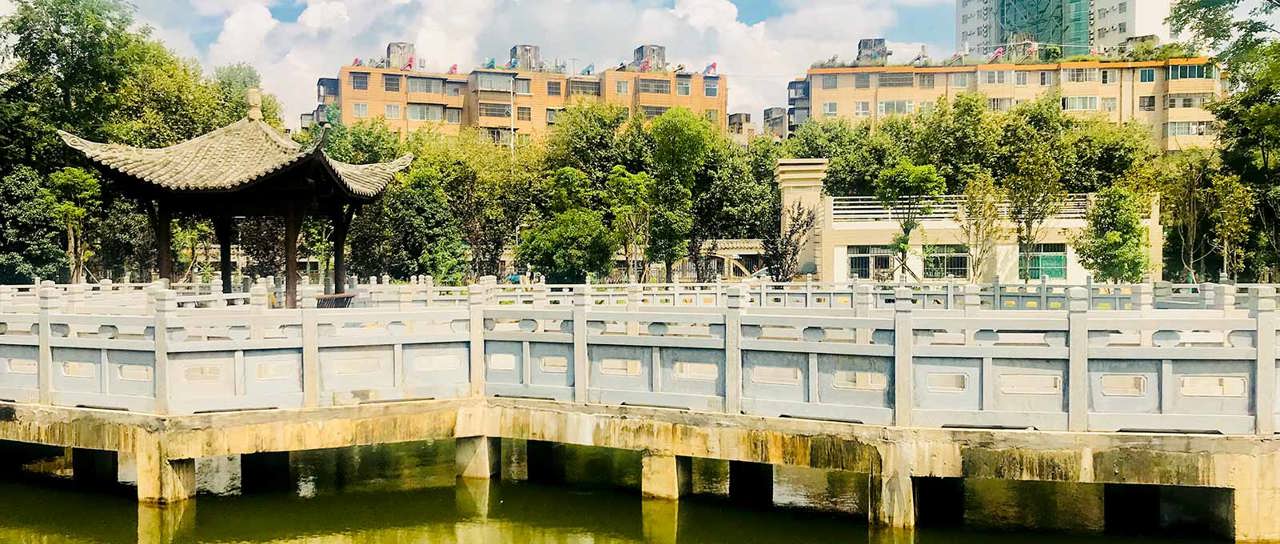 Retrofit seals for pump stations